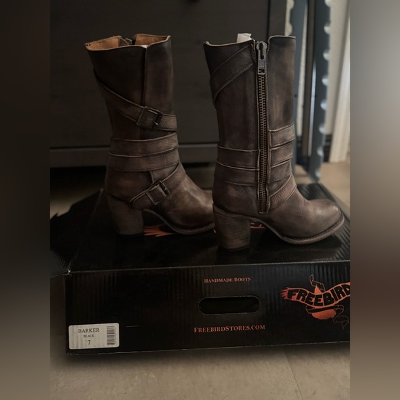 Freebird Barker Black 7 NWB HTF - Picture 8 of 16